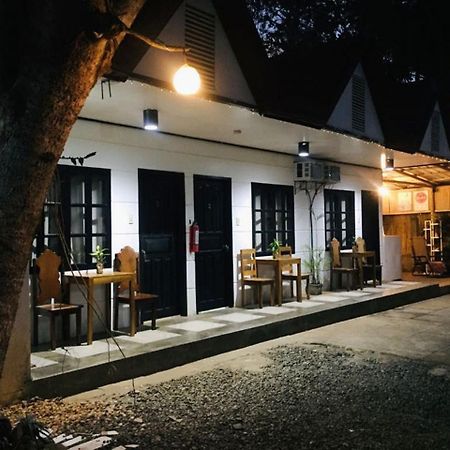 A&J Pension Puerto Princesa Ngoại thất bức ảnh