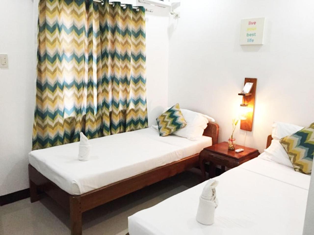 A&J Pension Puerto Princesa Ngoại thất bức ảnh