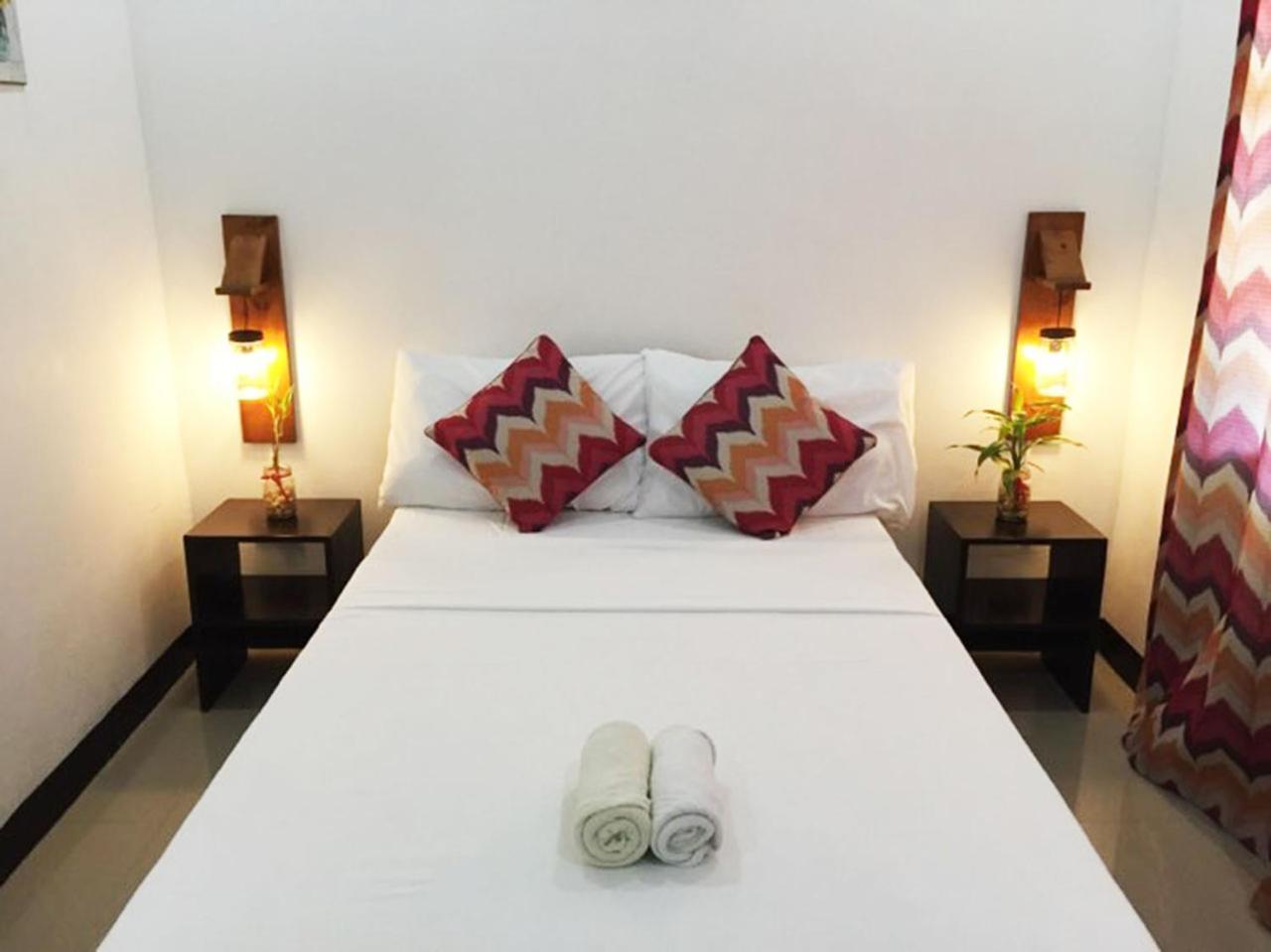 A&J Pension Puerto Princesa Ngoại thất bức ảnh